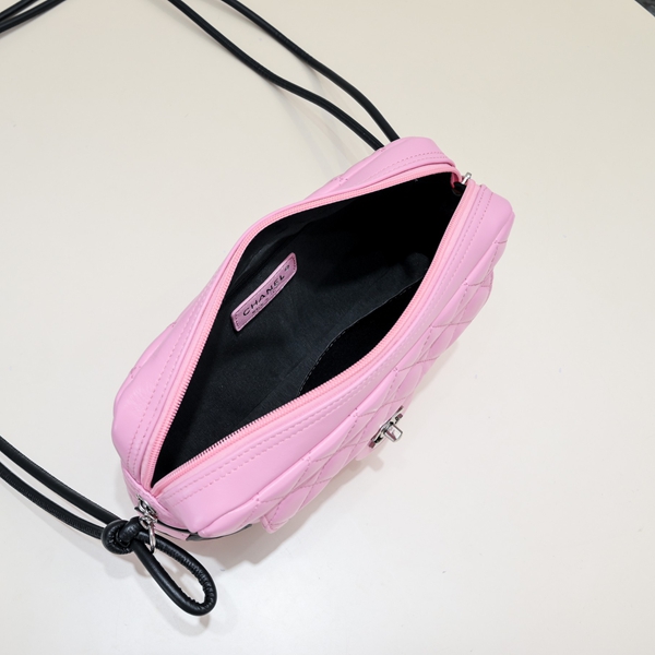 シャネルバッグ着用イメージ